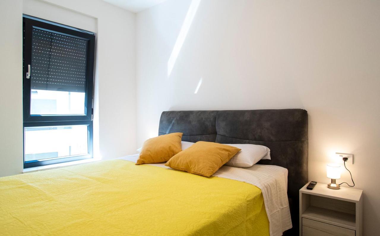 Lijon Apartment Banjole Bagian luar foto